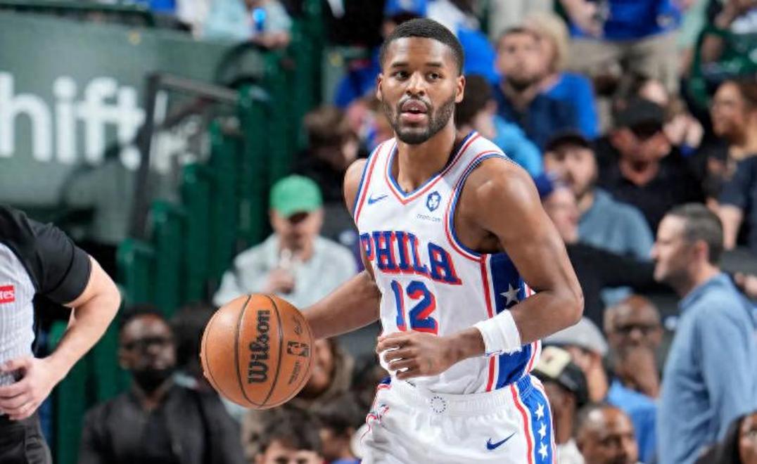 爱游戏综合 -今夜突围战来临，费城76人围绕全明星赛手感冰凉，态度坚定，身体对抗强度拉满的简单介绍